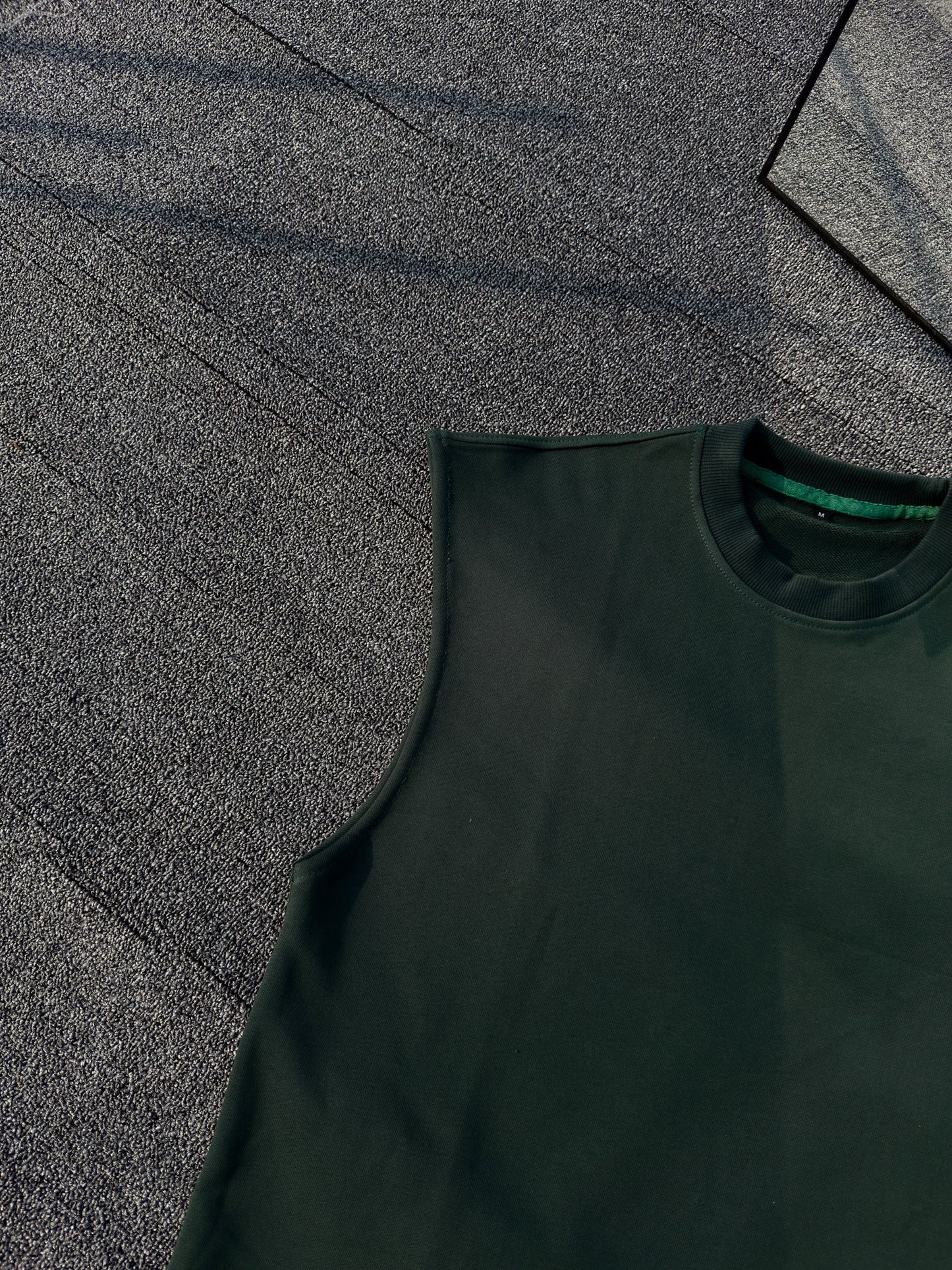 Sleeveless Tee - Bottlegreen