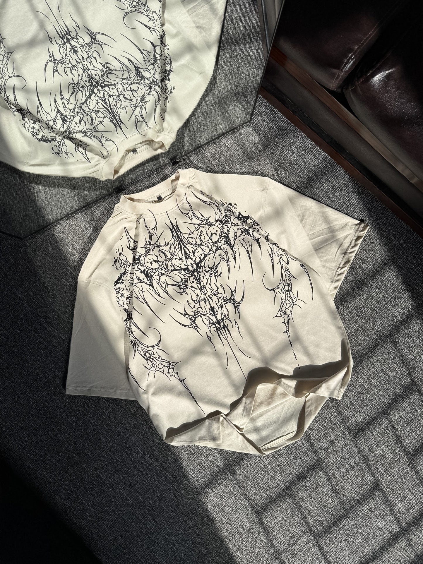 Oversized Tee - Iron Veins