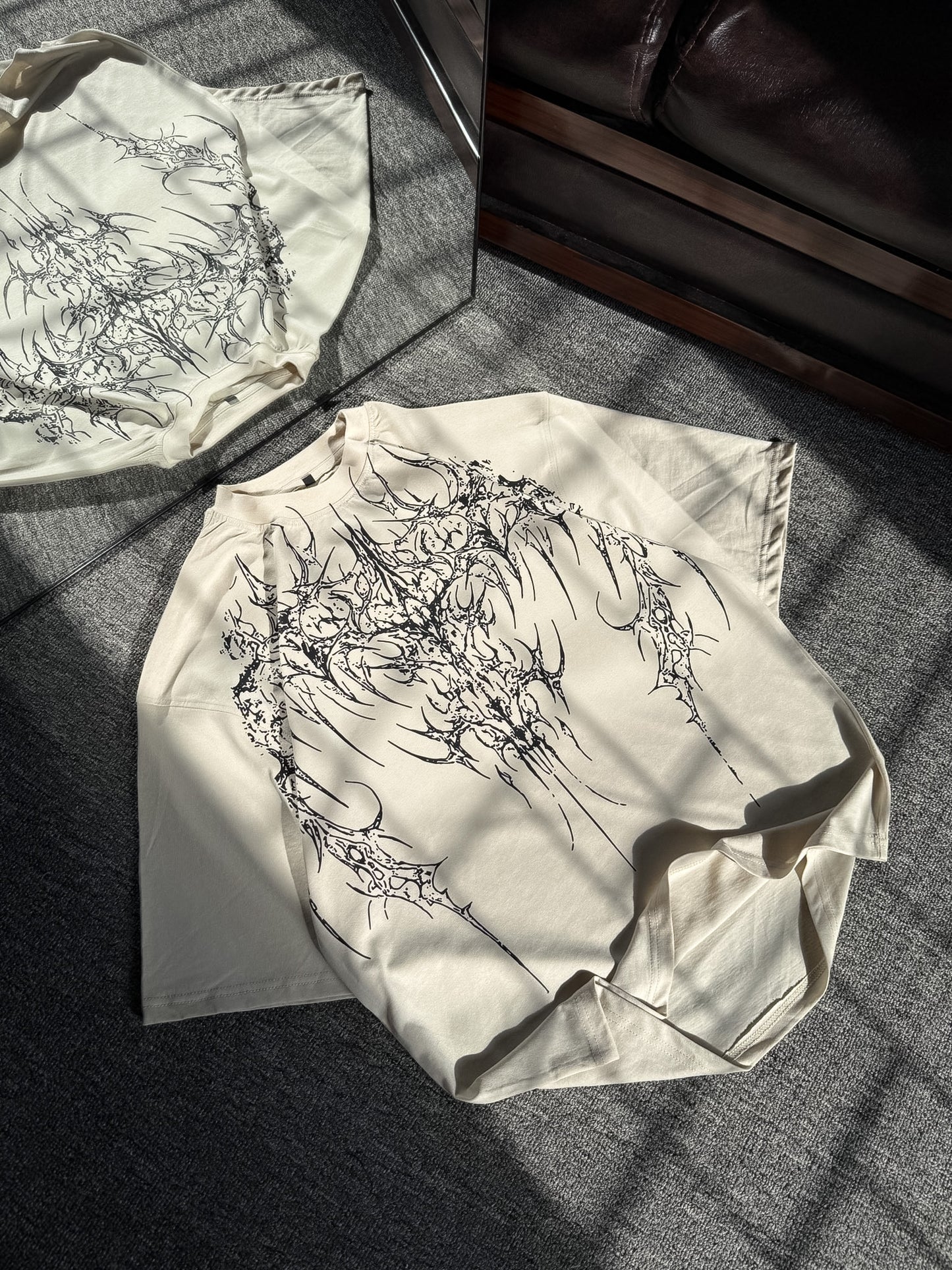 Oversized Tee - Iron Veins