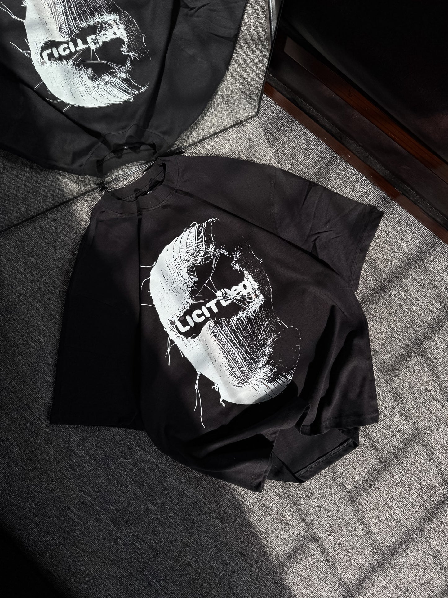Oversized Tee - Collapse