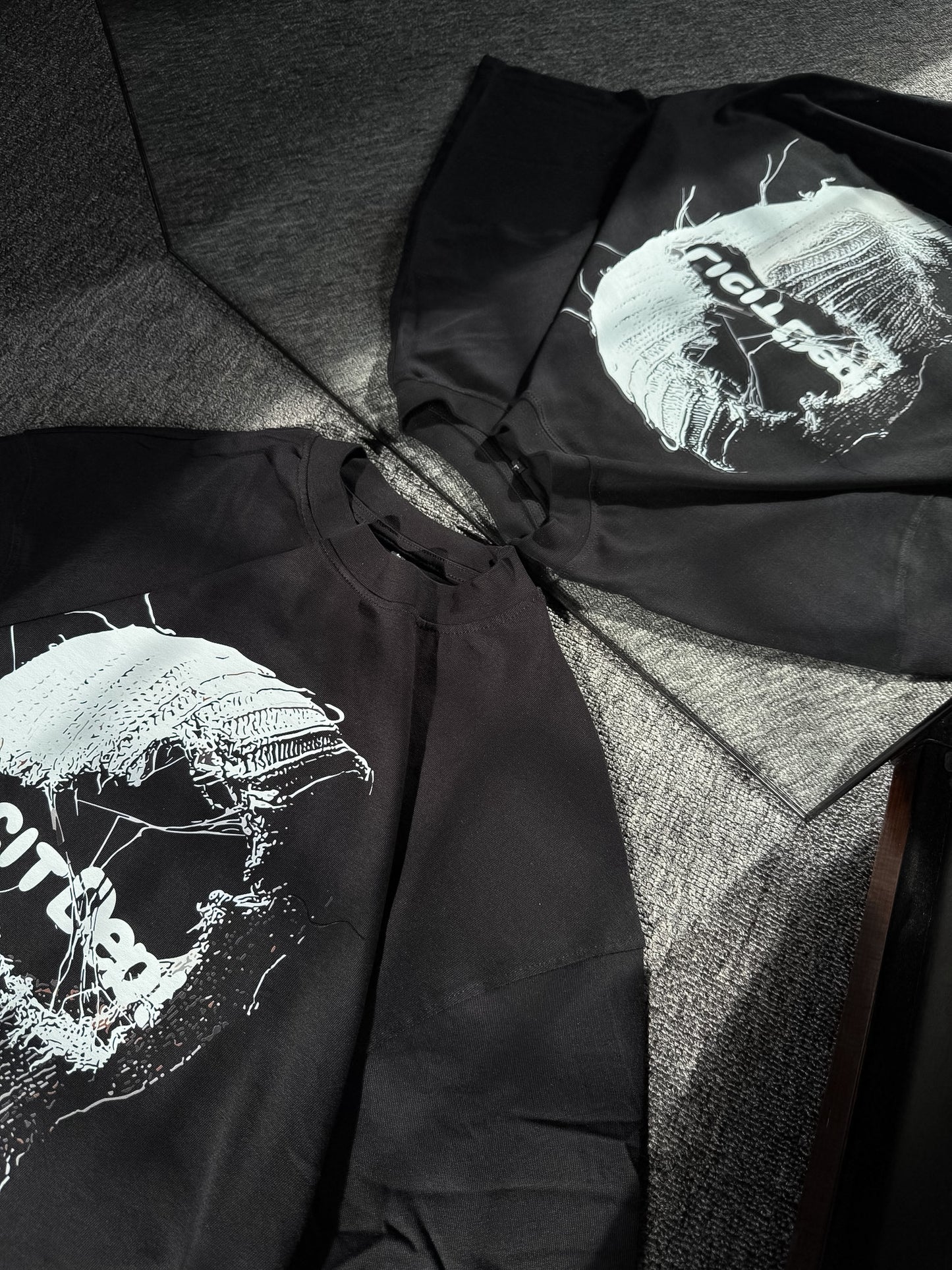 Oversized Tee - Collapse