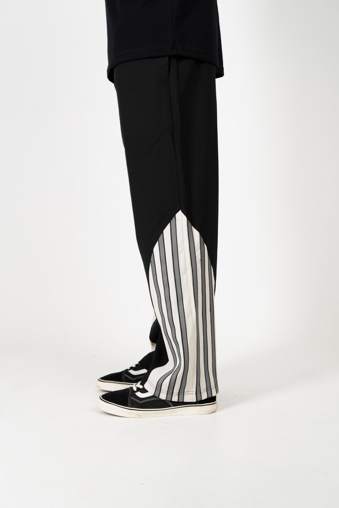 Reflective Stripe Track Pant - Black