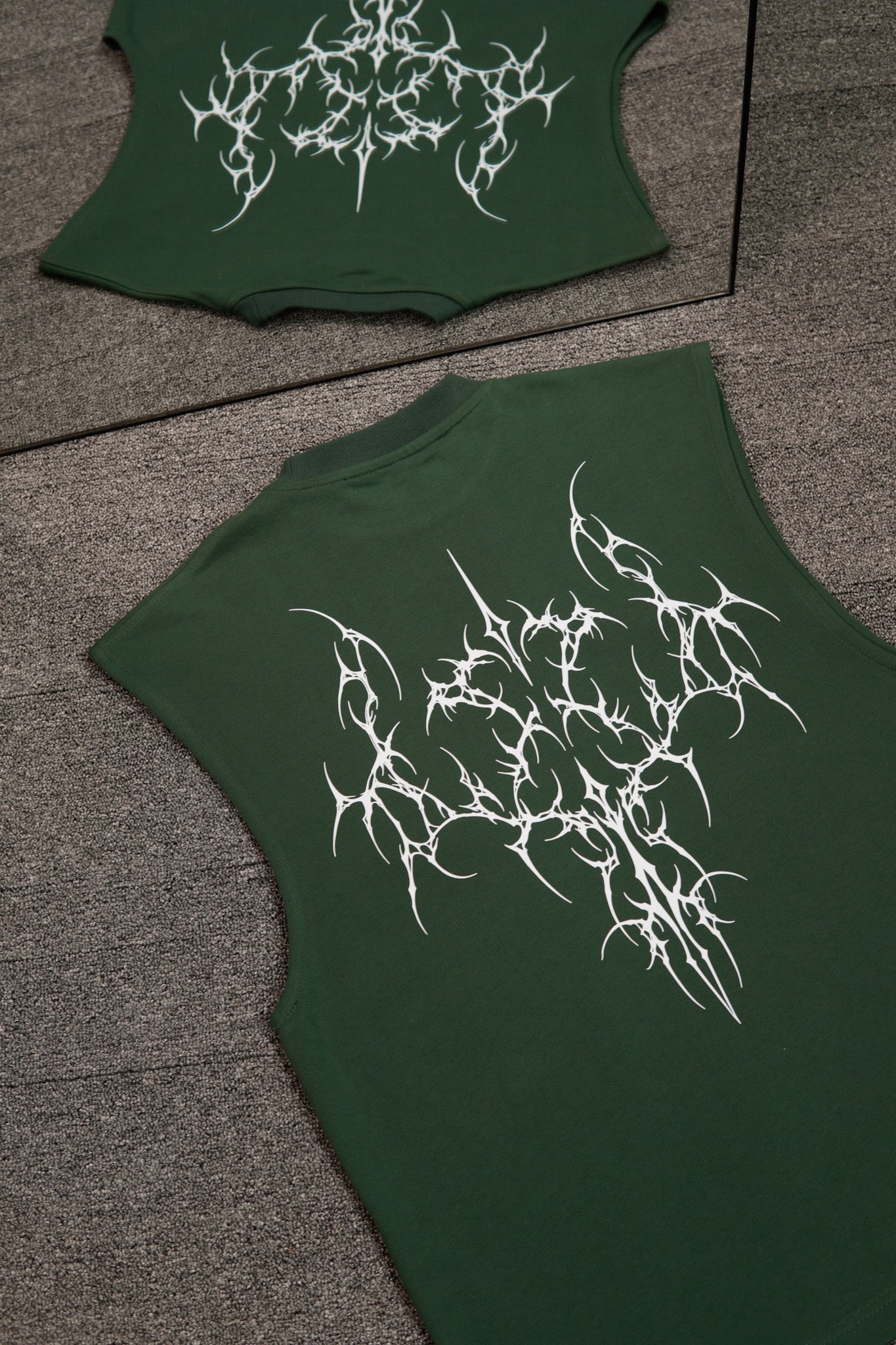 Sleeveless T - Thornveil