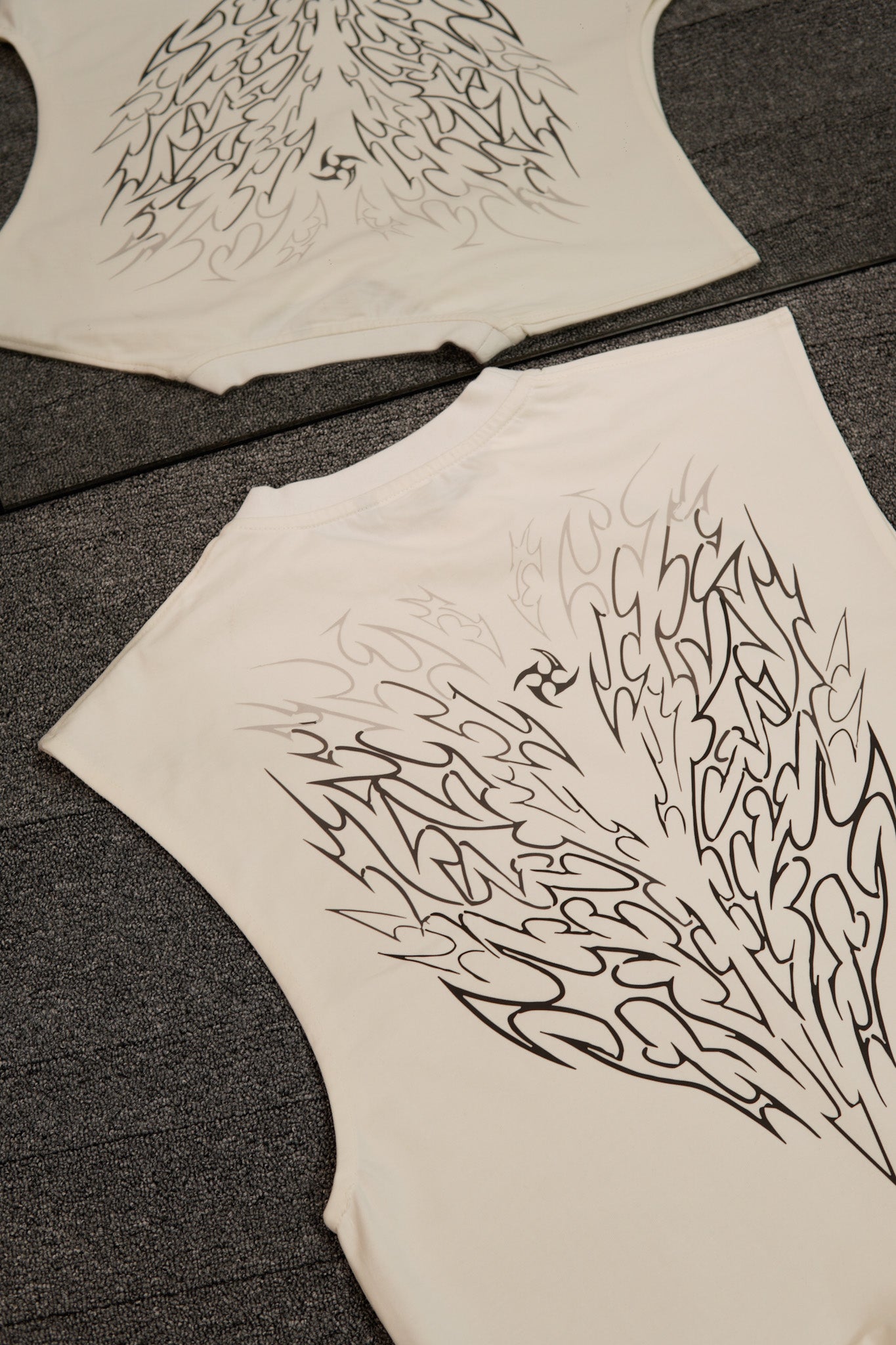 Sleeveless T - Inferno