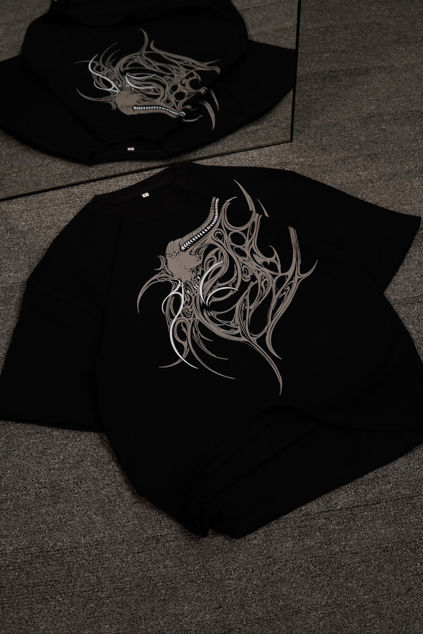 Oversized T - Venom