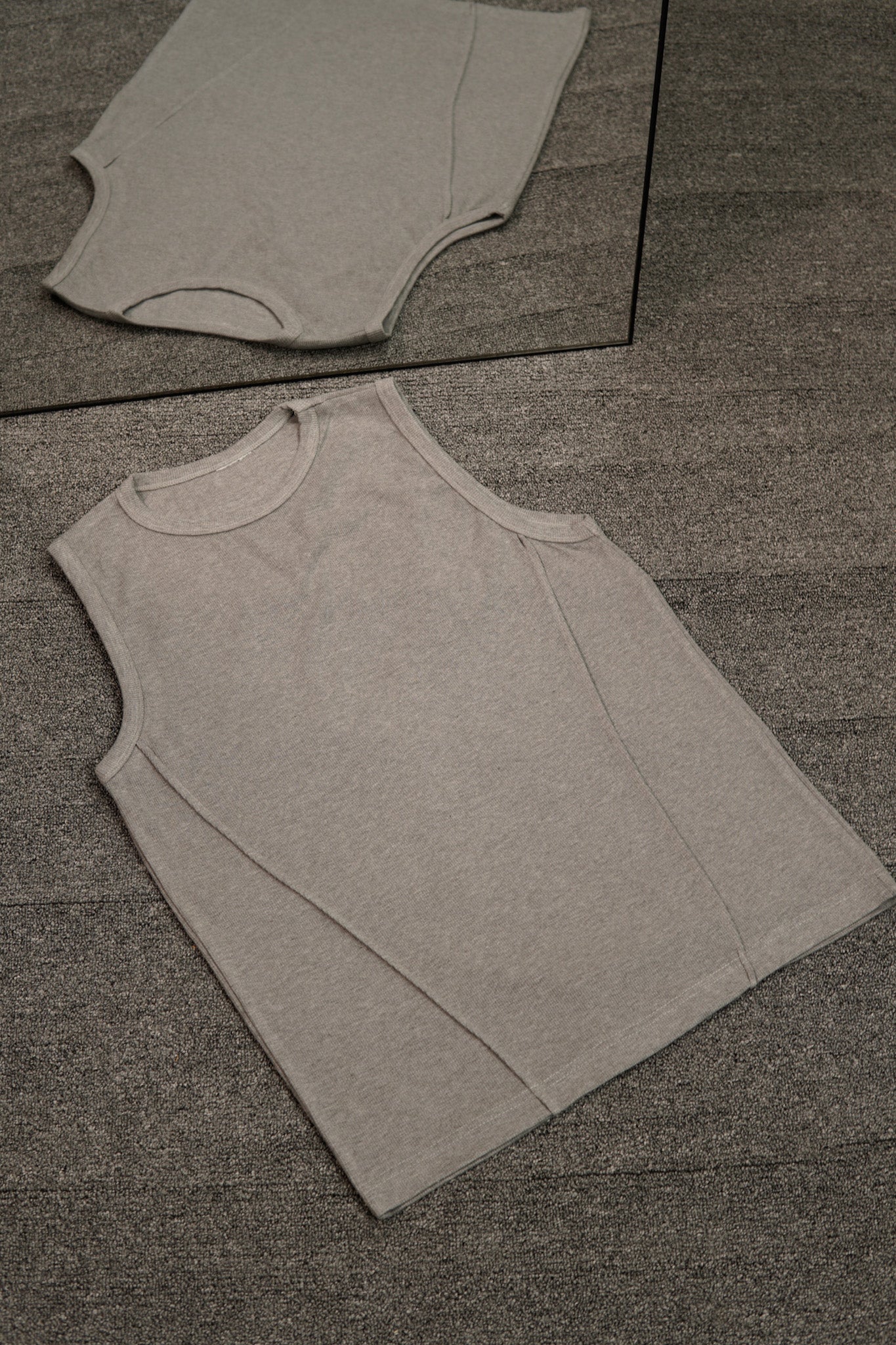 Core Tank - Grey