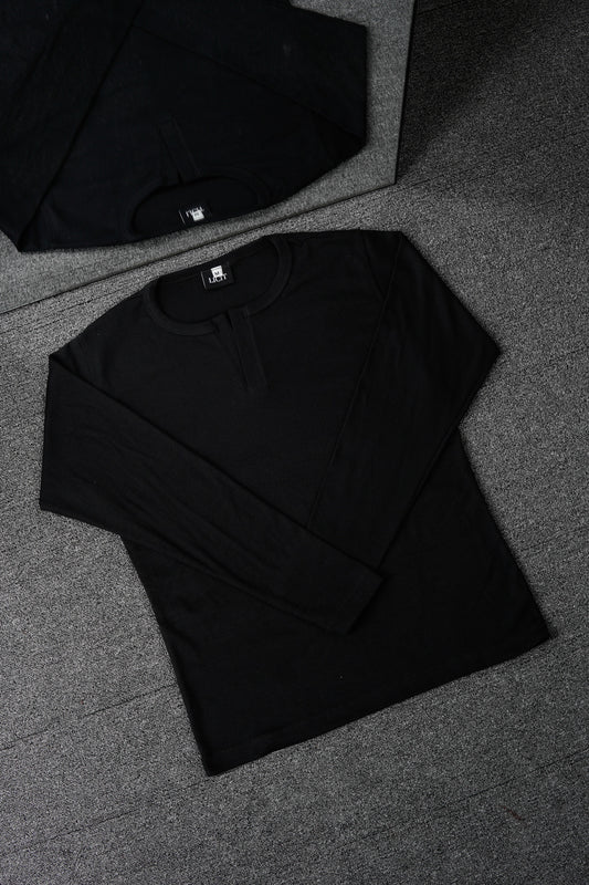 Black Full Sleeve Henley