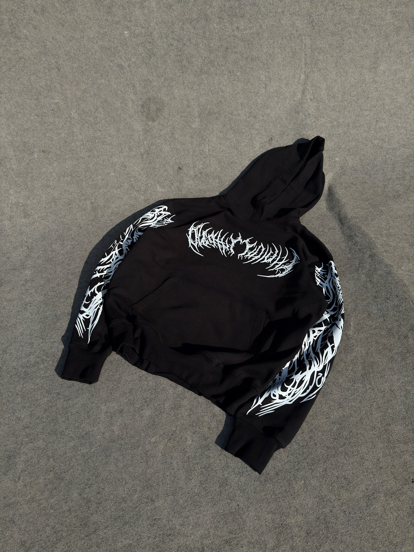 Graphic Hoodie - Fangline