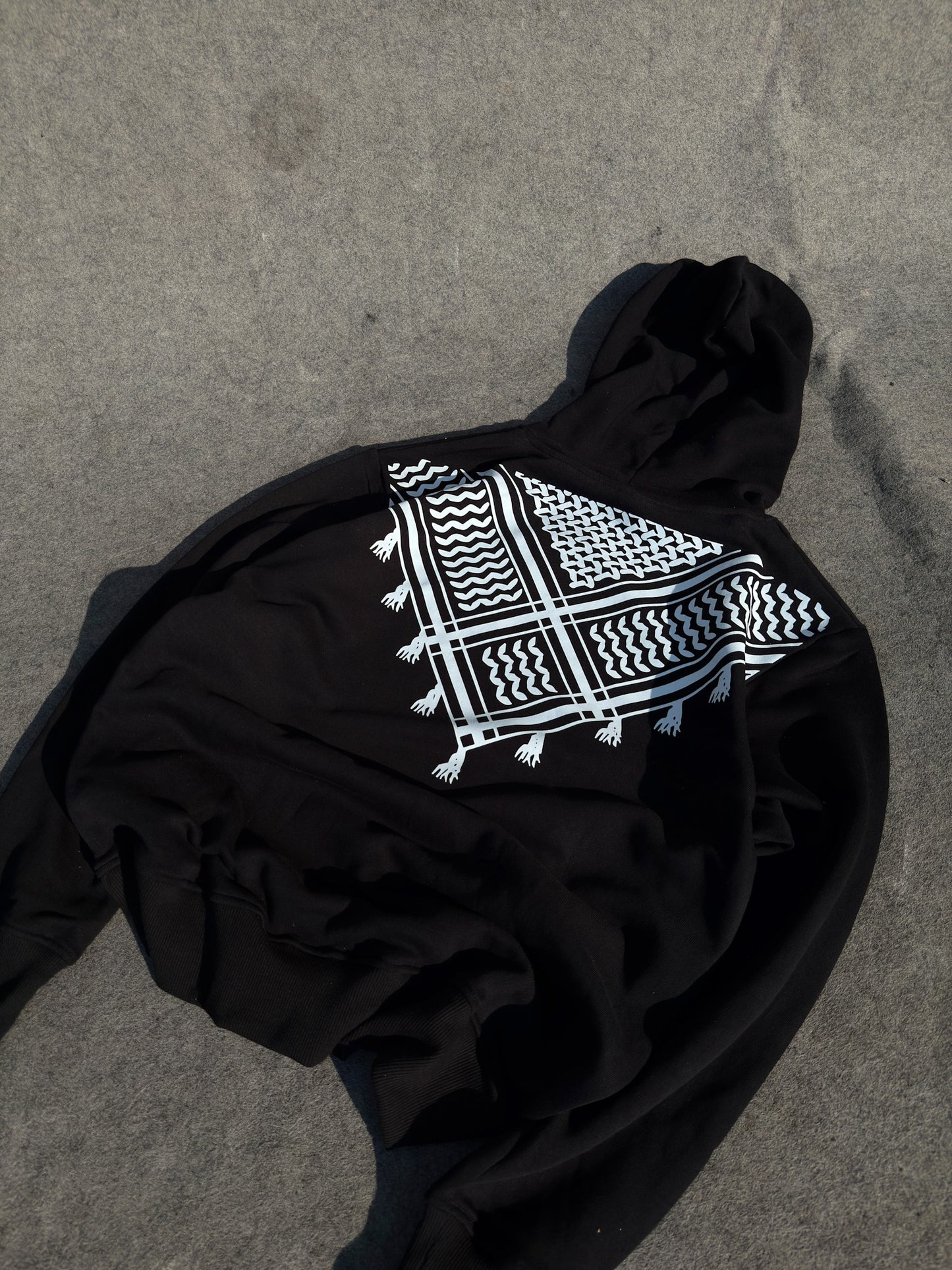 Graphic hoodie - keffiyeh
