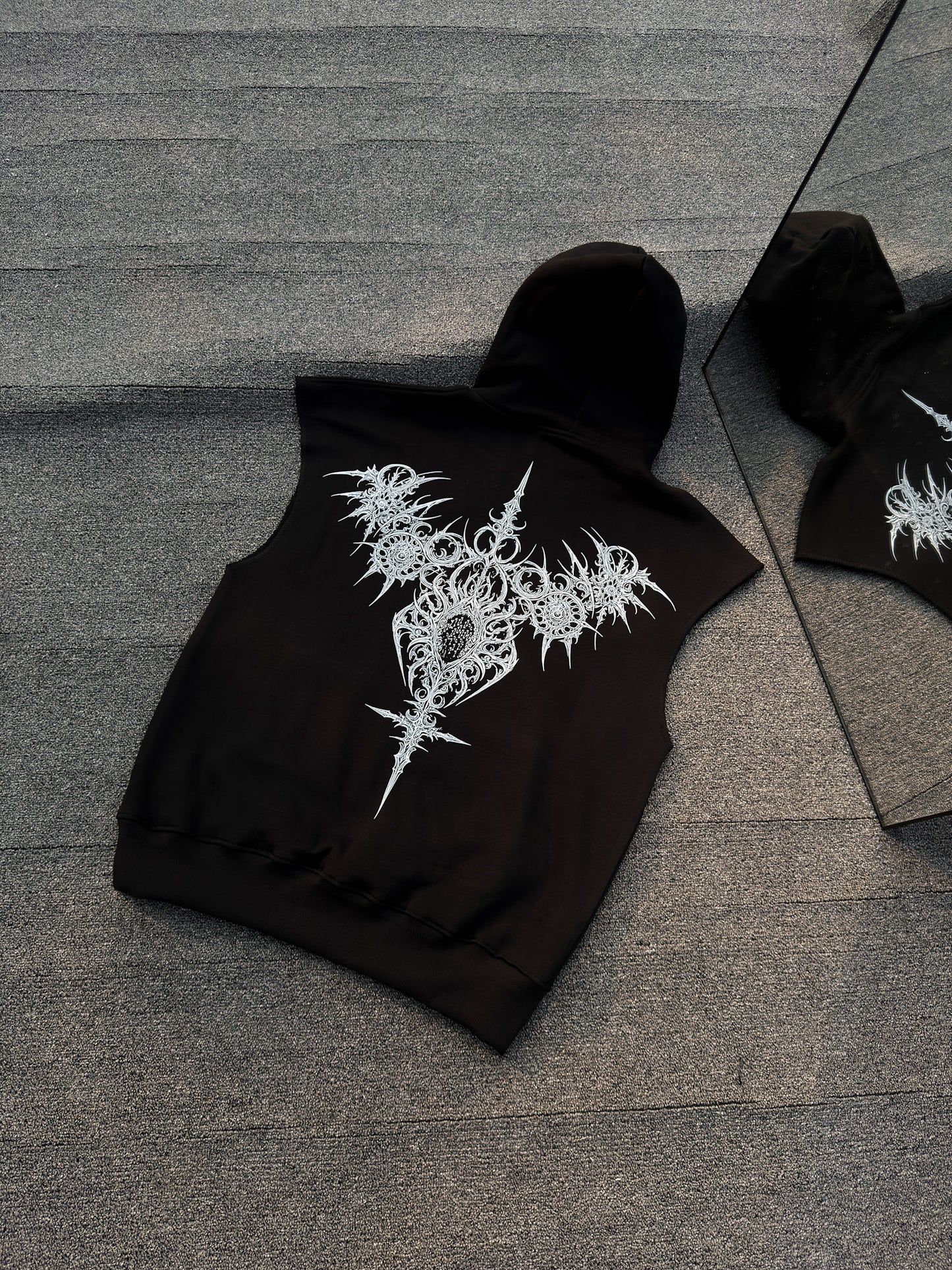 Sleeveless Hoodie - Thornmark