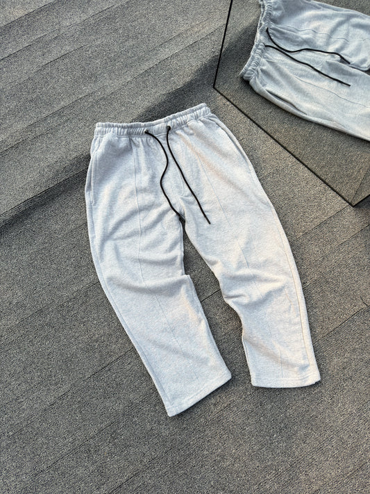 Initial Sweatpant - Grey