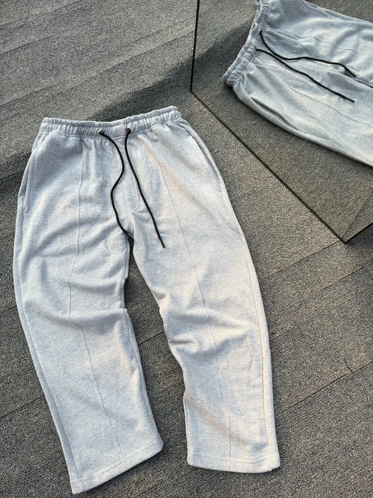 Initial Sweatpant - Grey