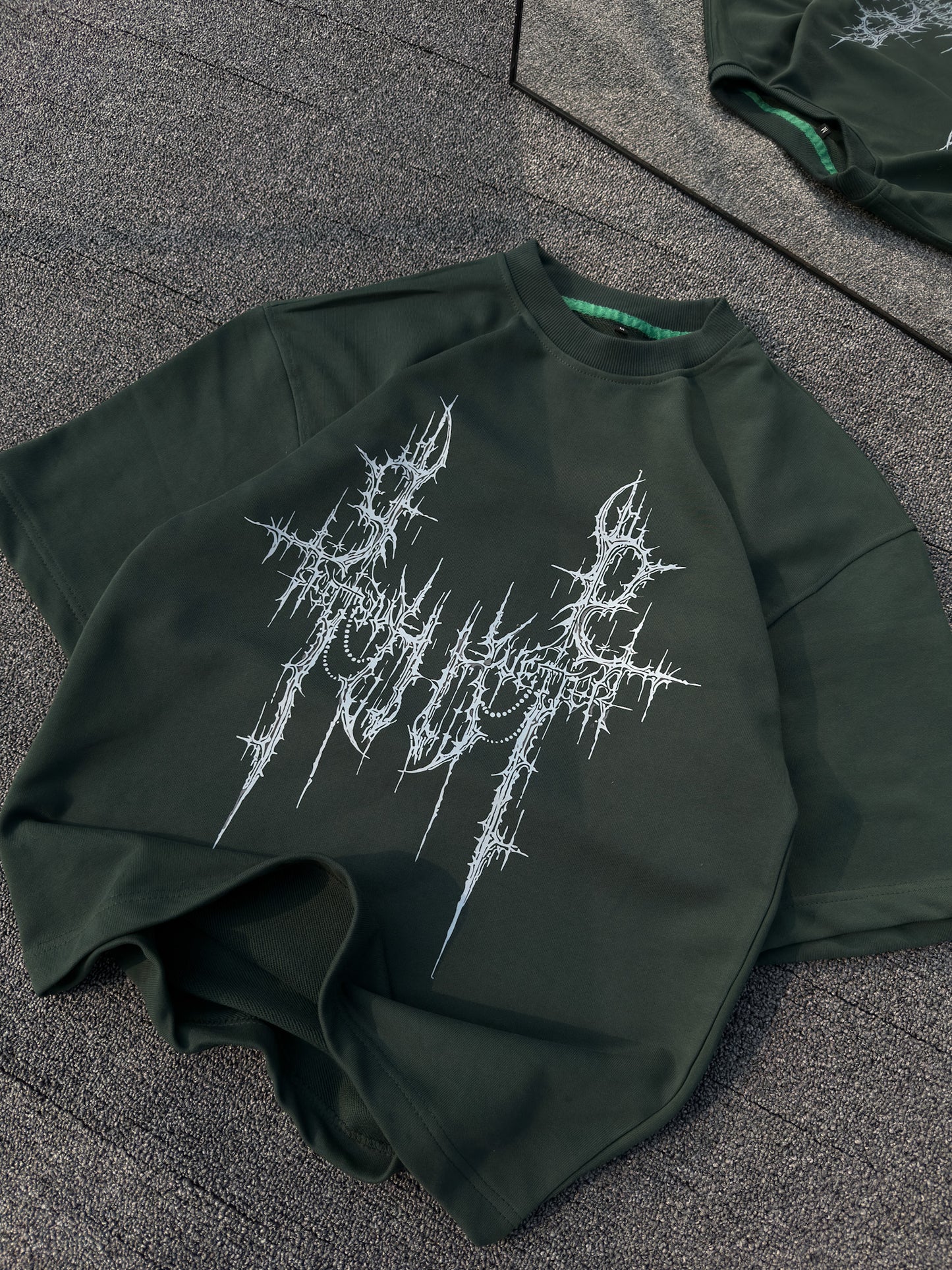 Heavyweight Tee - Chaos
