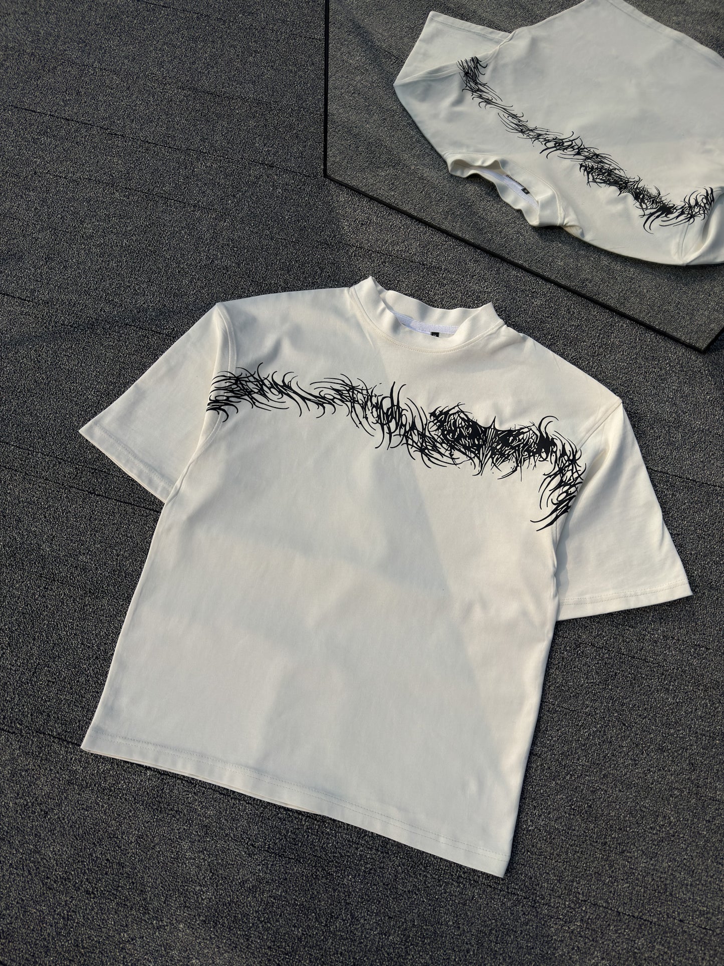 Oversized Tee - Thornwave