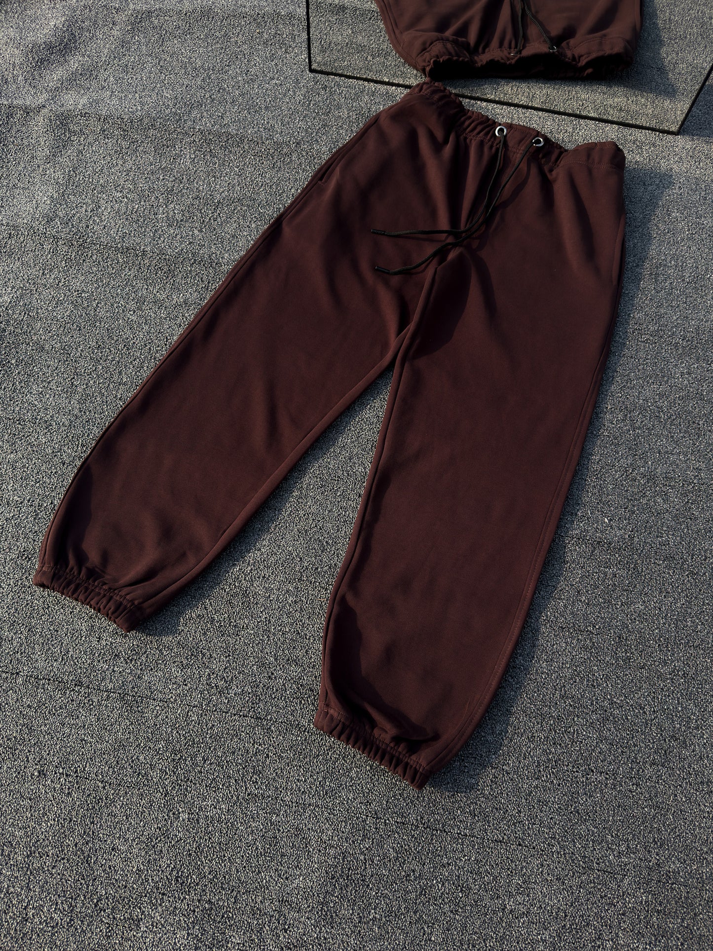 Wide Leg Cuffed Sweatpant - Maroon