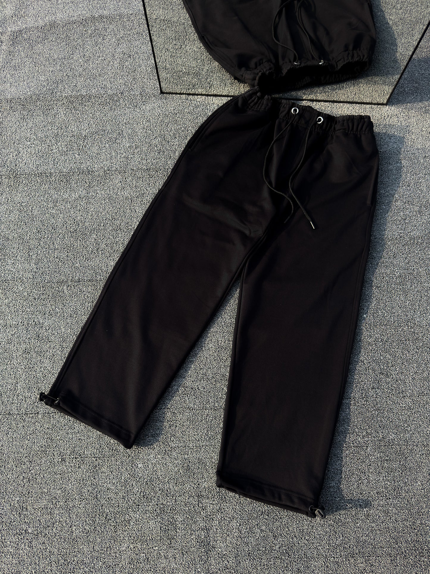 Wide Leg Sweatpant - Black